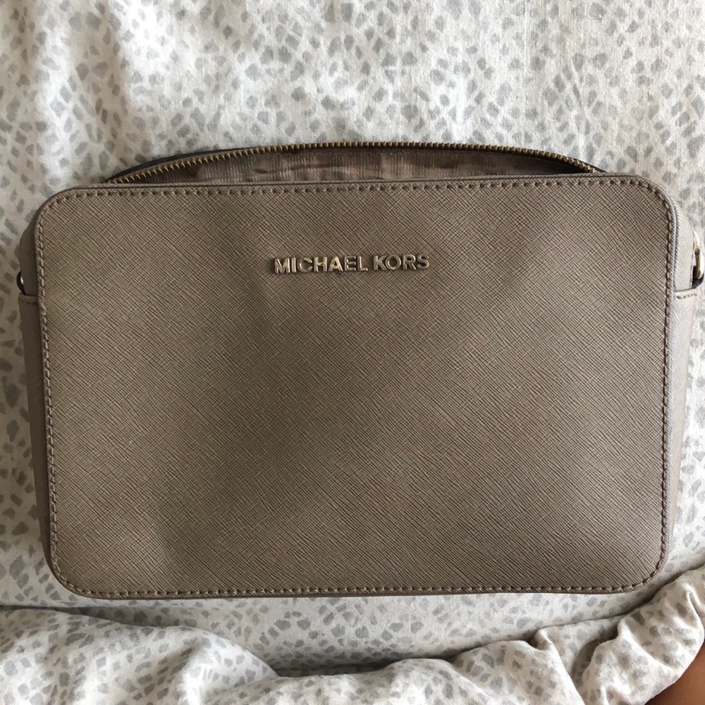 Michael Kors Crossbody